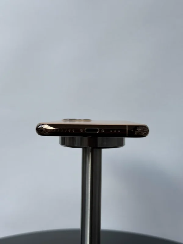 iPhone 11 Pro 64GB Dorado de Exhibición - Image 6